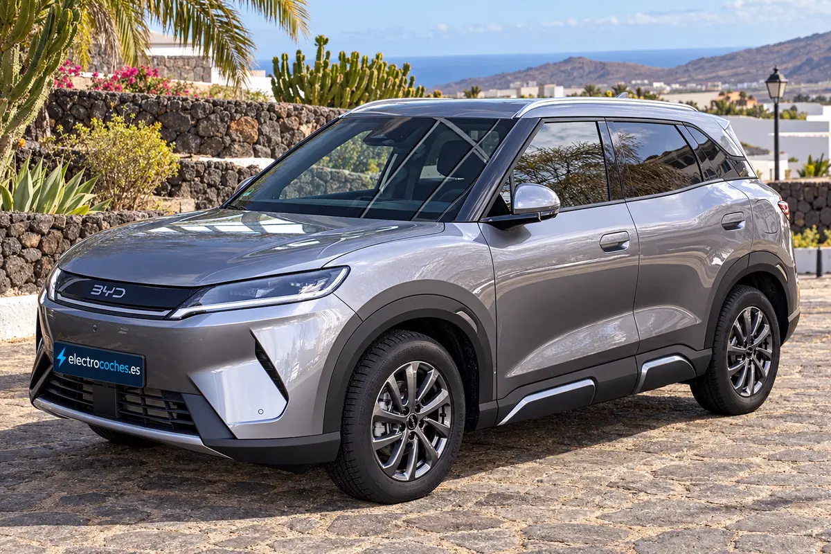 BYD ATTO 2 DM-i · foto ilustrativa en Canarias