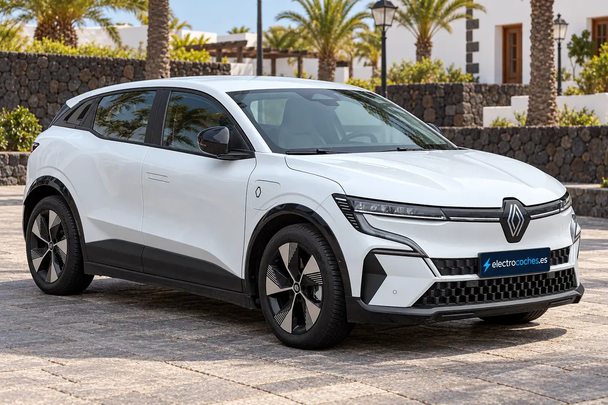 Renault Mégane E-Tech · foto ilustrativa en Canarias